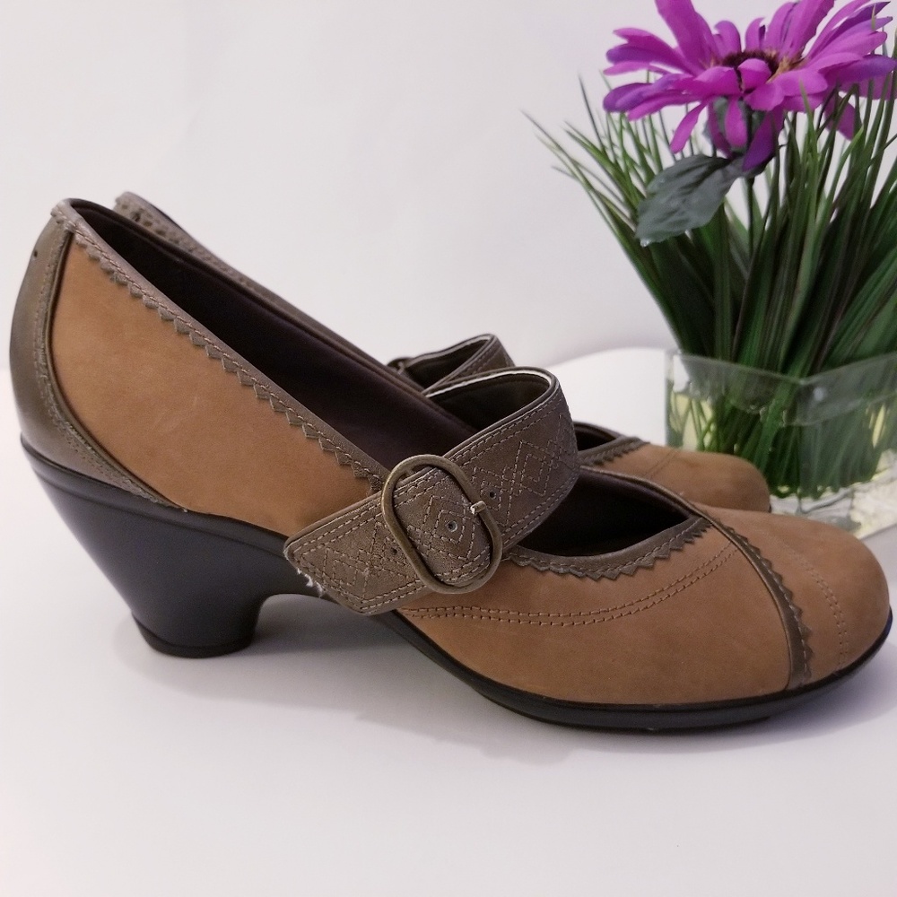 Privo by Clarks ❤ Brown Leather Suede Mary Jane 7